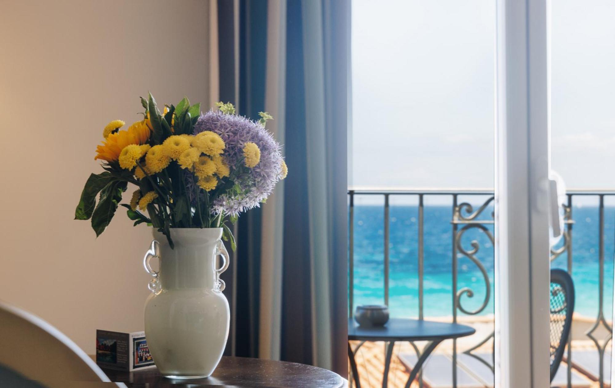 Hotel Liberata & Spa LʼÎle-Rousse Værelse billede