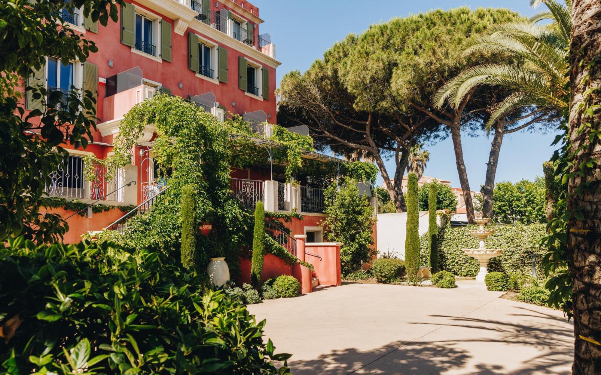 Hotel Liberata & Spa LʼÎle-Rousse Eksteriør billede