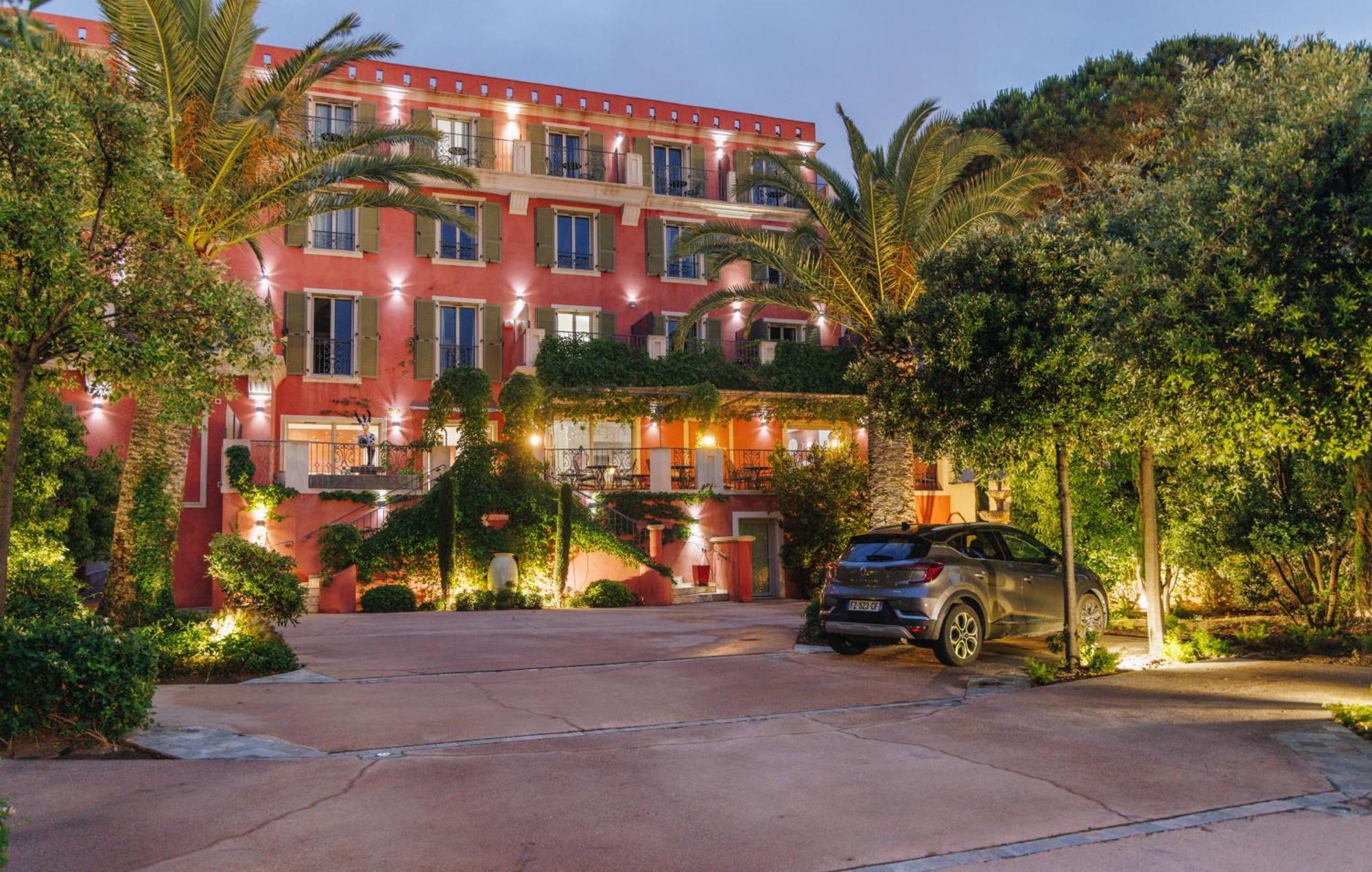 Hotel Liberata & Spa LʼÎle-Rousse Eksteriør billede