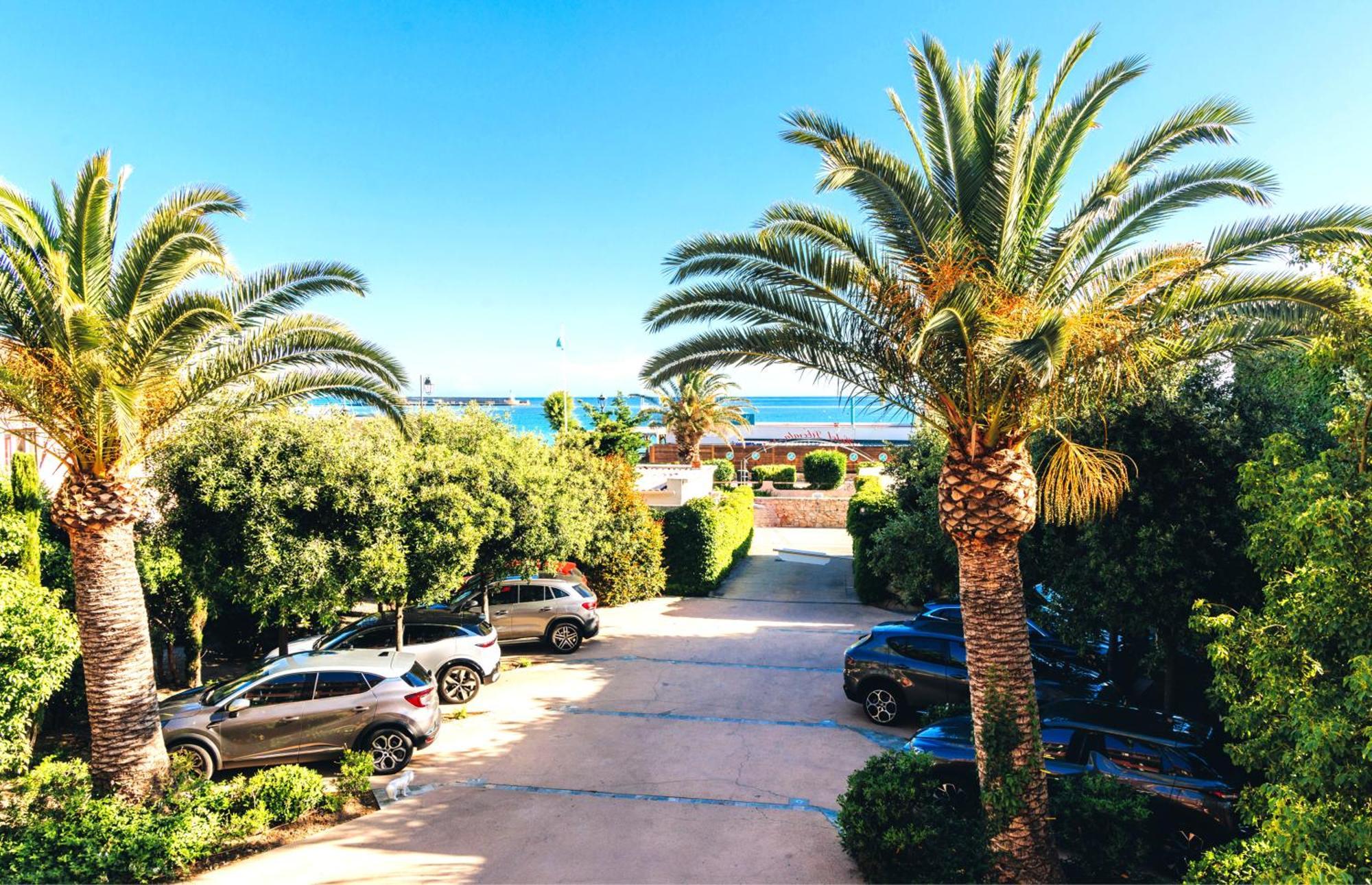 Hotel Liberata & Spa LʼÎle-Rousse Eksteriør billede